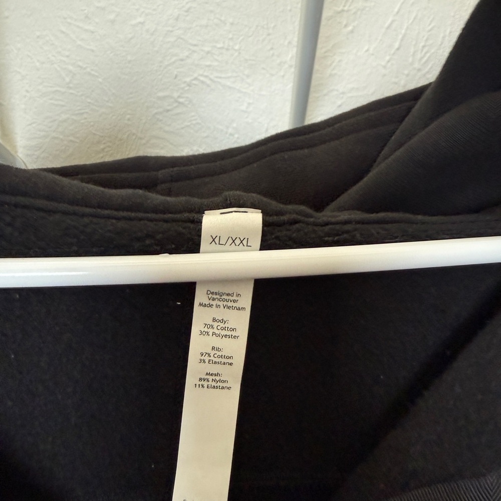 Lululemon Black Half-Zip - Picture 2 of 3